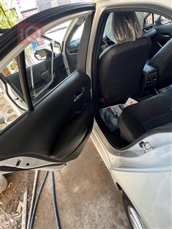 تۆیۆتا کۆرۆلا